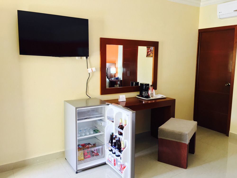 Hotel San Ignacio Inn โทร์เรออน ภายนอก รูปภาพ